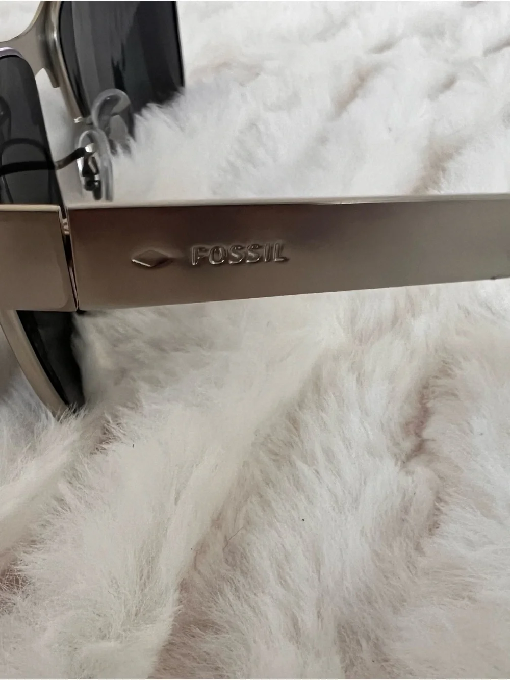 Fossil FM148 Outlook Collection Sunglasses Silver Metal Gray Rectangular NWT